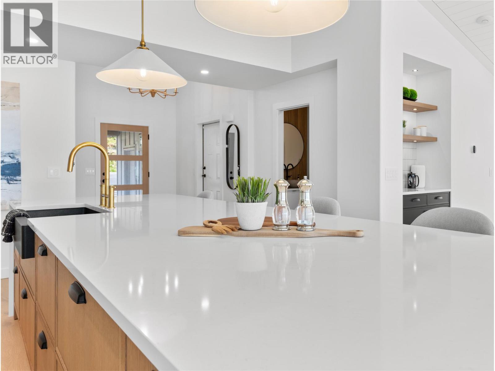 5538 Lakeshore Road, Kelowna, British Columbia  V1W 4J4 - Photo 30 - 10379821