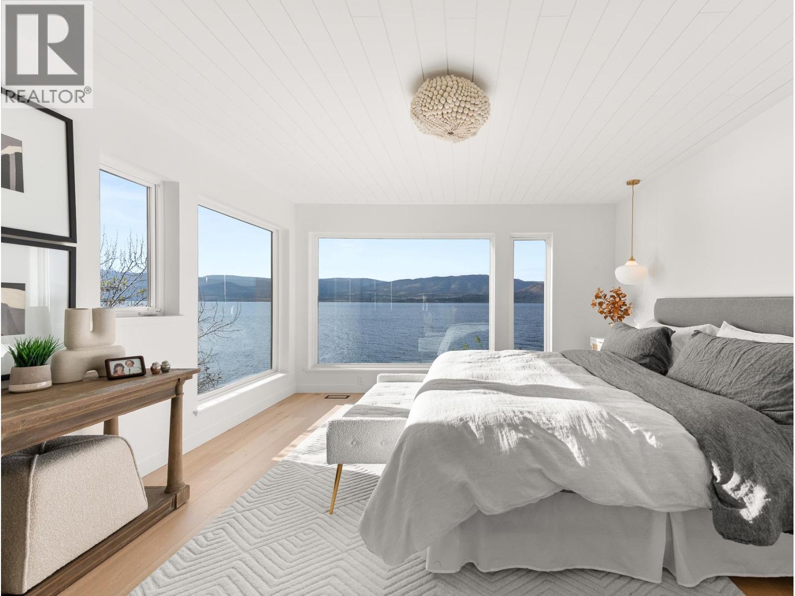 5538 Lakeshore Road, Kelowna, British Columbia  V1W 4J4 - Photo 32 - 10379821