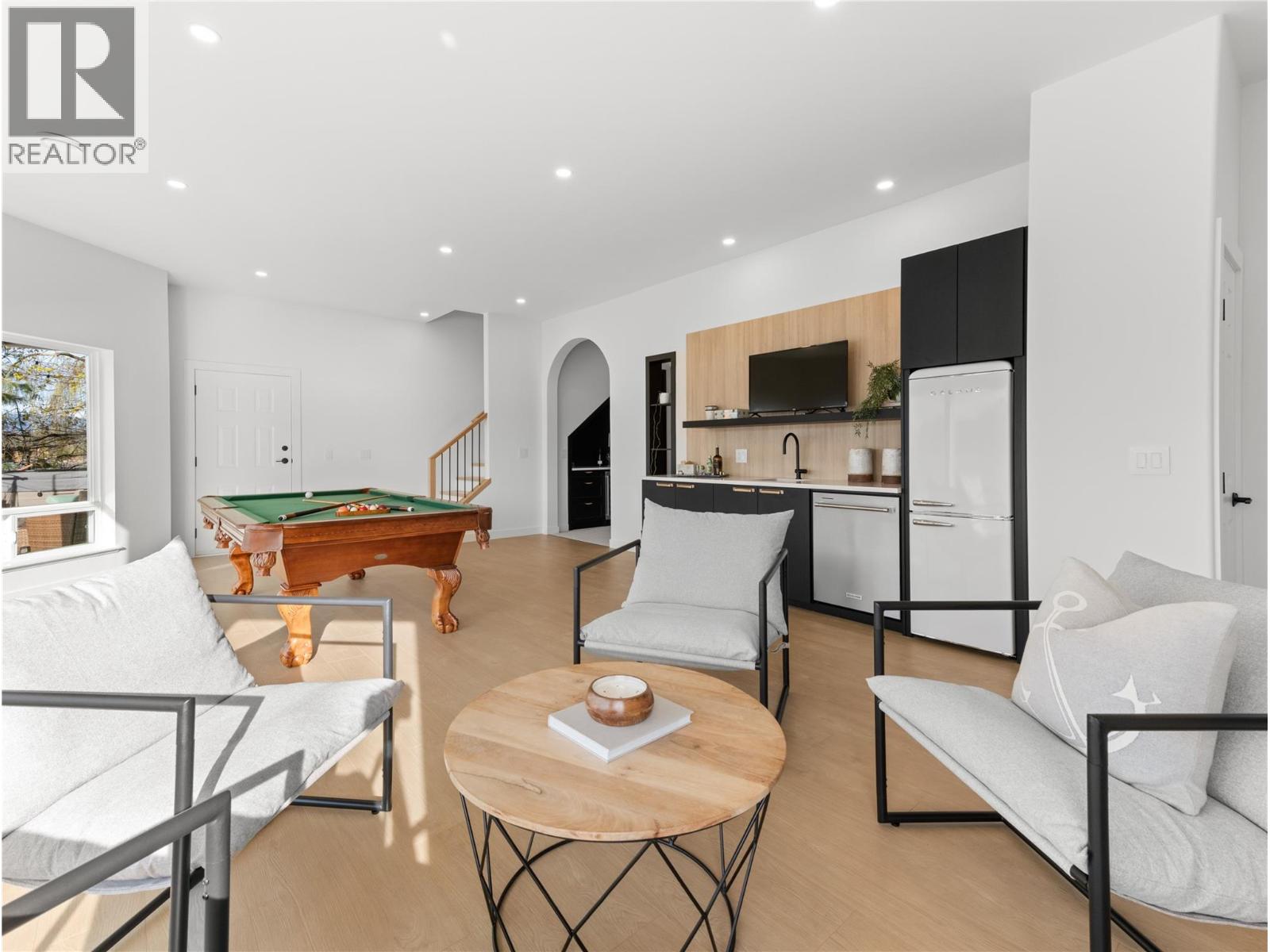5538 Lakeshore Road, Kelowna, British Columbia  V1W 4J4 - Photo 45 - 10379821