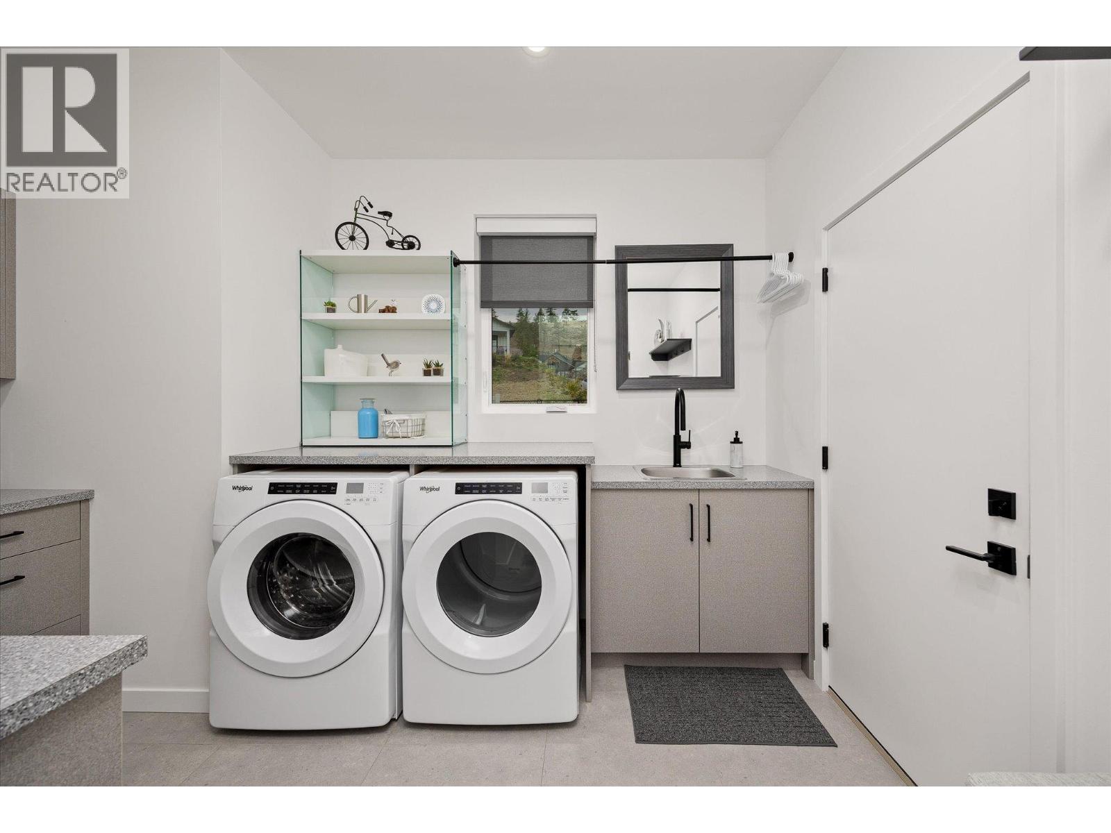 17499 Sanborn Street, Summerland, British Columbia  V0H 1Z0 - Photo 33 - 10379928