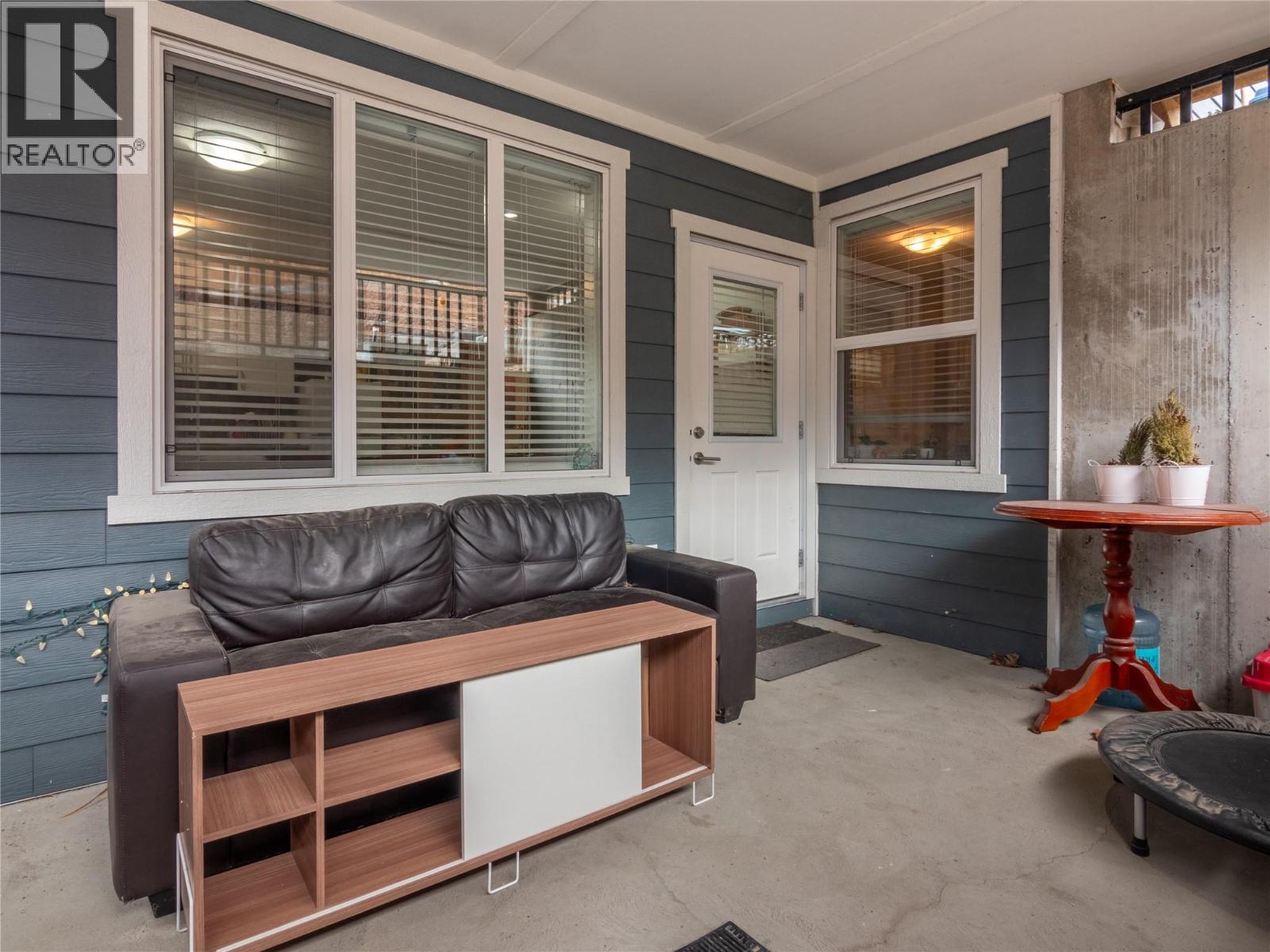 2070 Lawrence Avenue, Penticton, British Columbia  V2A 9G6 - Photo 46 - 10378250