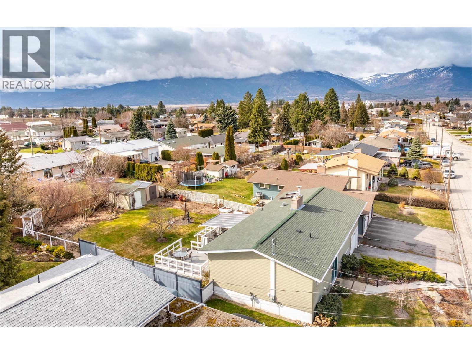 2323 Birch Street, Creston, British Columbia  V0B 1G0 - Photo 14 - 10379551