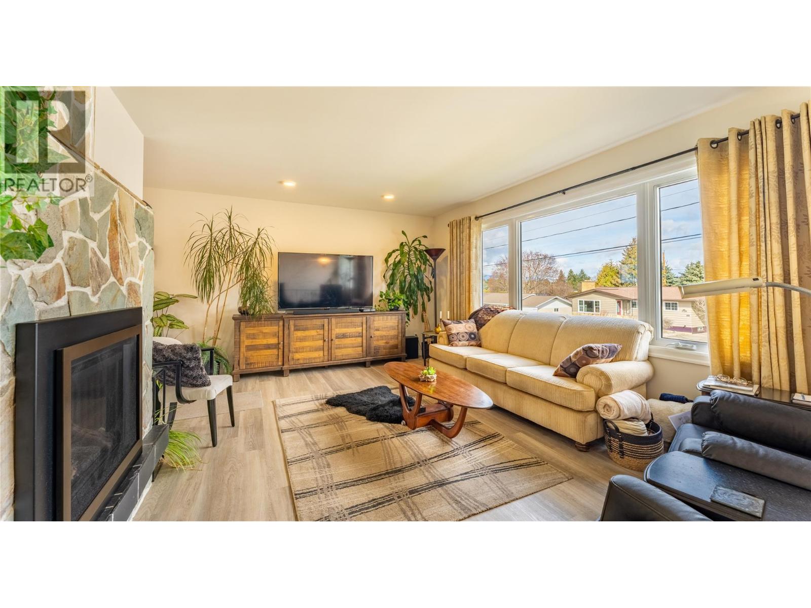 2323 Birch Street, Creston, British Columbia  V0B 1G0 - Photo 18 - 10379551