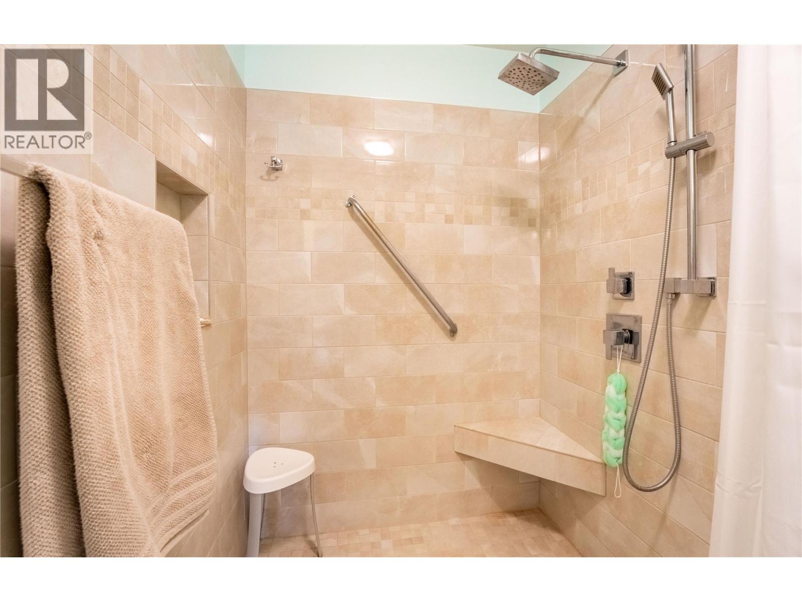 2323 Birch Street, Creston, British Columbia  V0B 1G0 - Photo 32 - 10379551