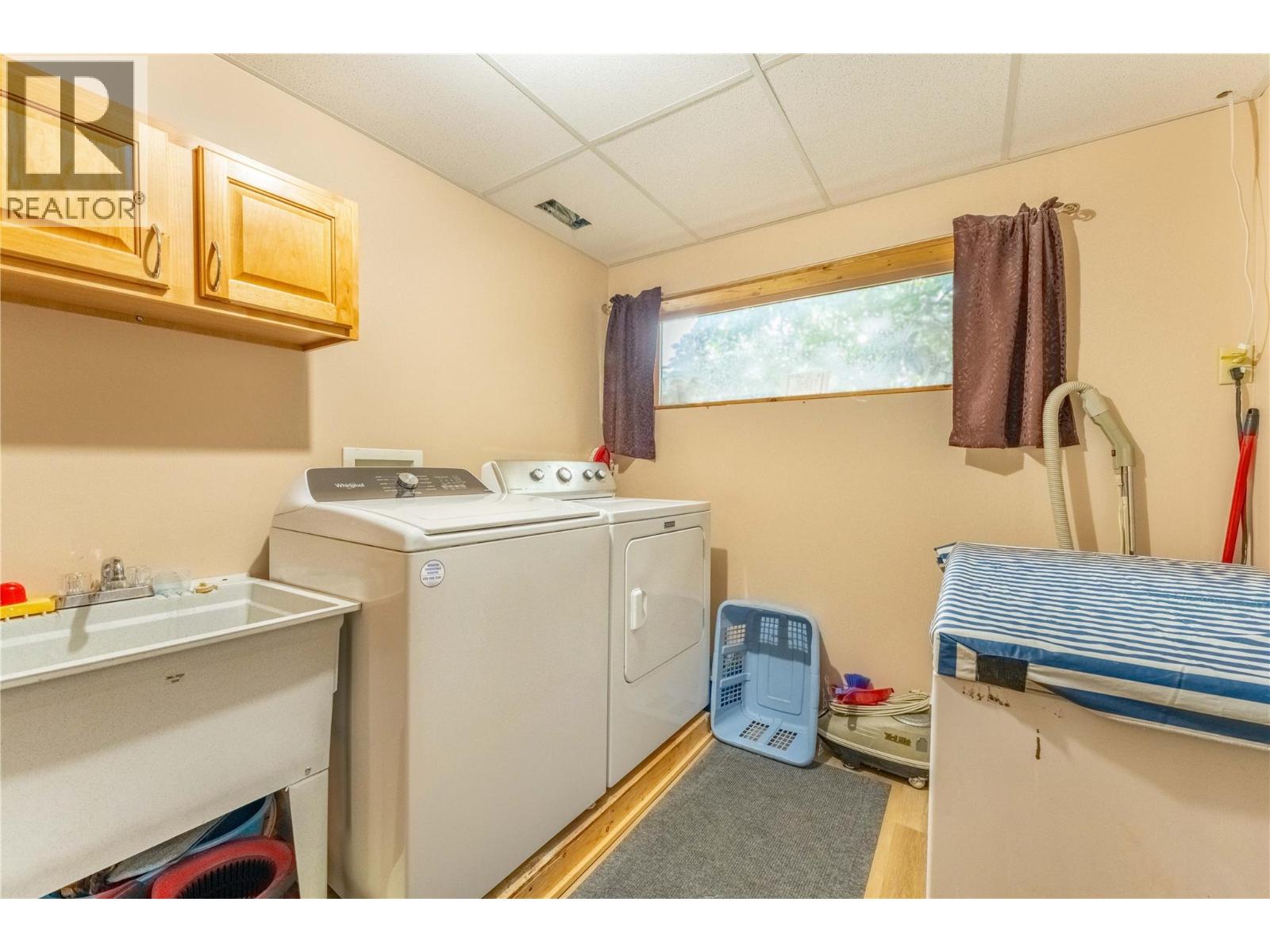 2323 Birch Street, Creston, British Columbia  V0B 1G0 - Photo 37 - 10379551