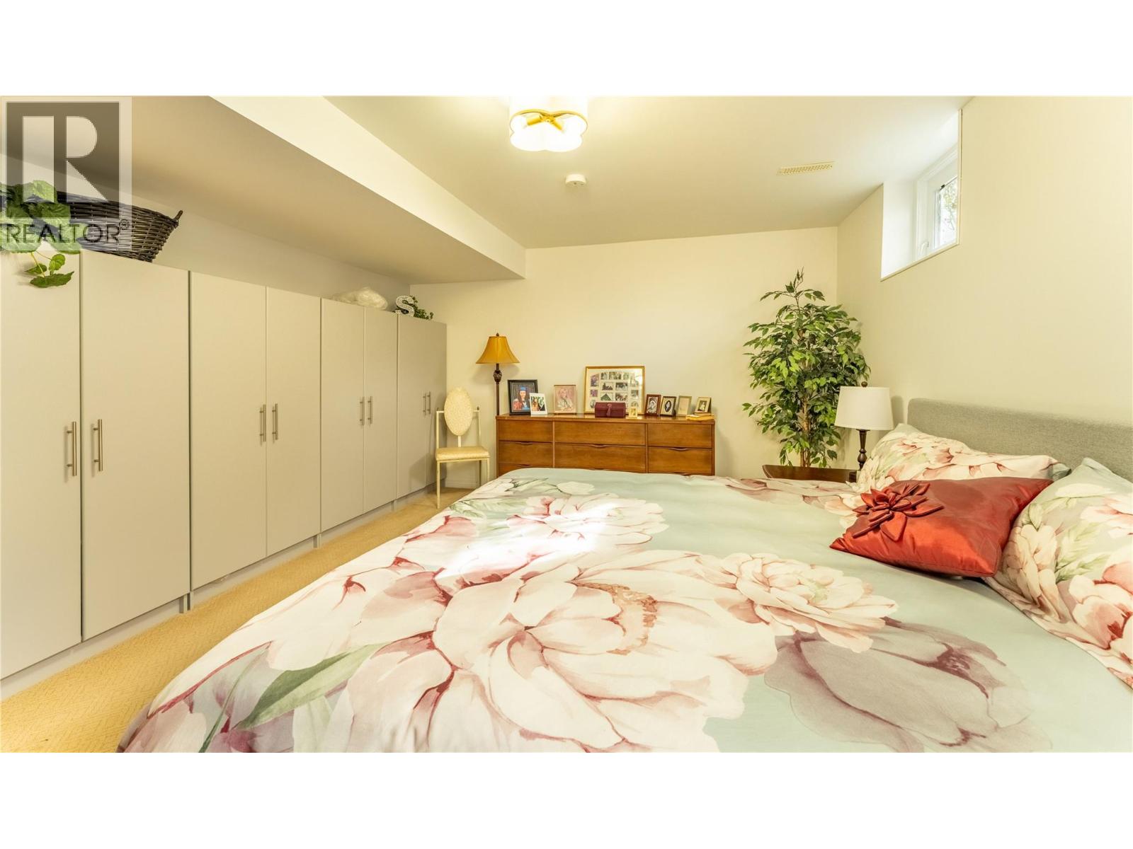 2323 Birch Street, Creston, British Columbia  V0B 1G0 - Photo 38 - 10379551
