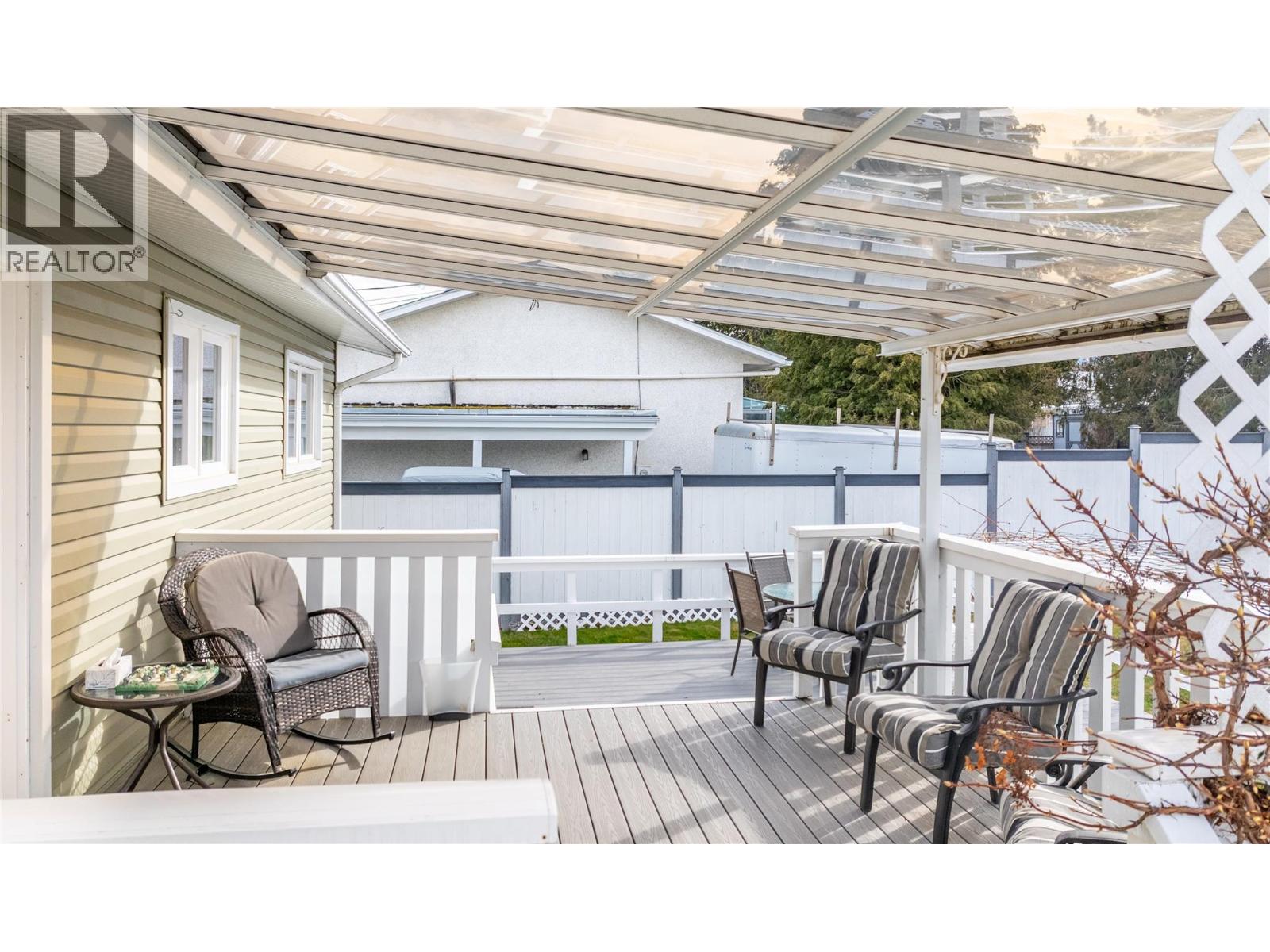 2323 Birch Street, Creston, British Columbia  V0B 1G0 - Photo 6 - 10379551