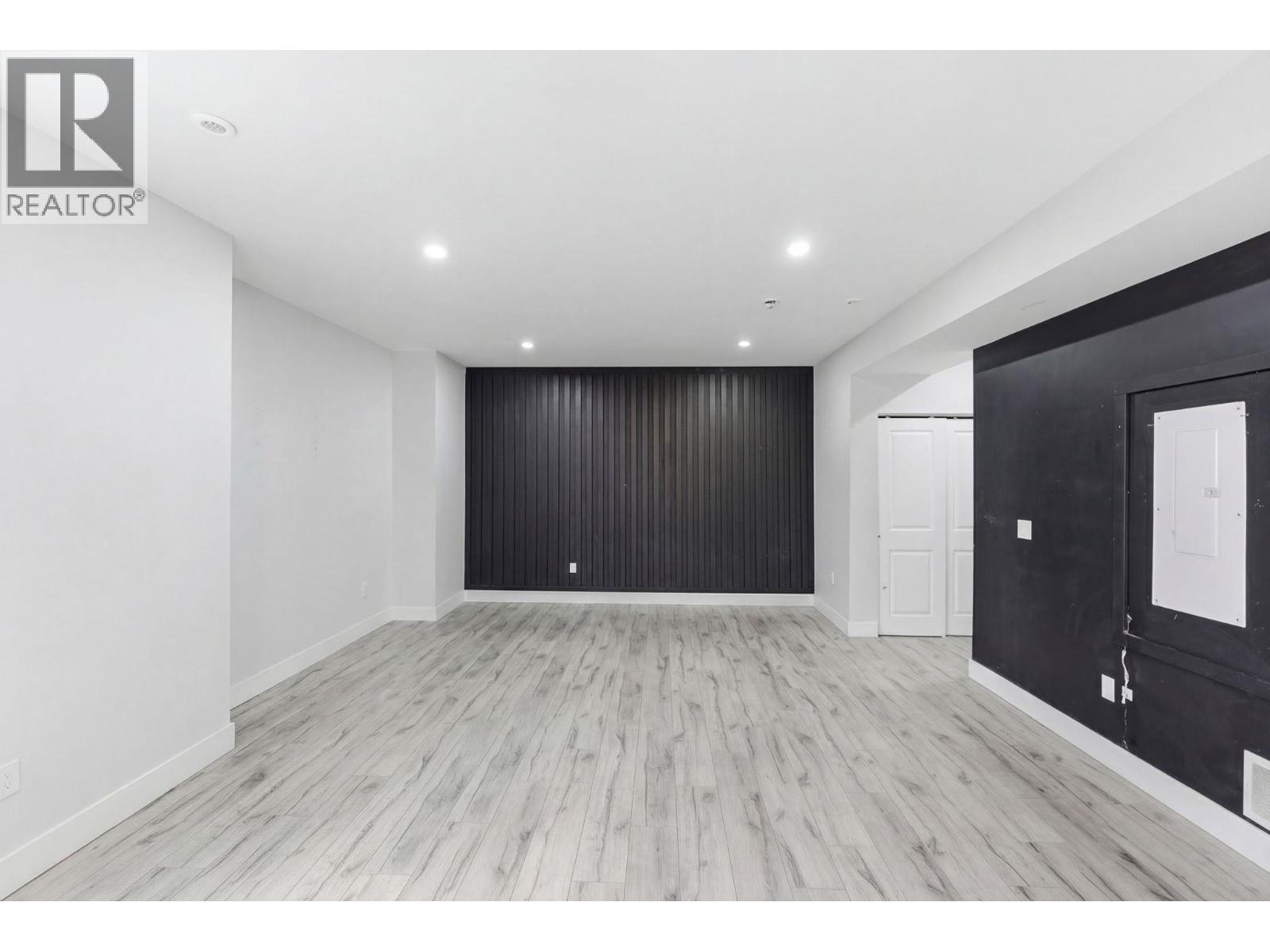 722 Coopland Crescent Unit# 2, Kelowna, British Columbia  V1Y 2V1 - Photo 10 - 10379010