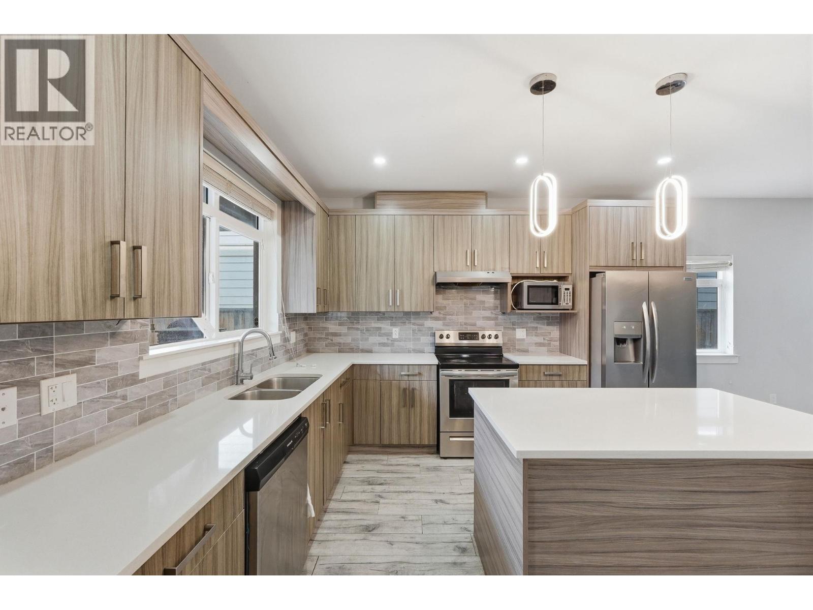 722 Coopland Crescent Unit# 2, Kelowna, British Columbia  V1Y 2V1 - Photo 7 - 10379010
