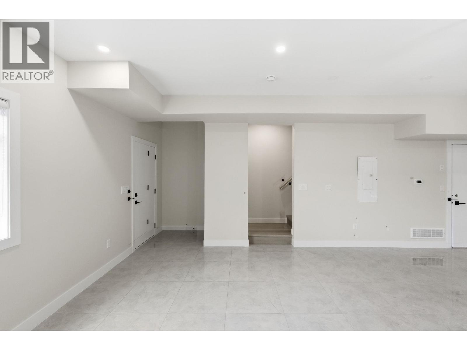 722 Coopland Crescent Unit# 4, Kelowna, British Columbia  V1Y 2V1 - Photo 13 - 10378986