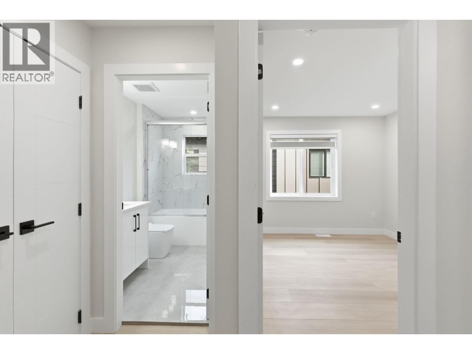 722 Coopland Crescent Unit# 4, Kelowna, British Columbia  V1Y 2V1 - Photo 17 - 10378986