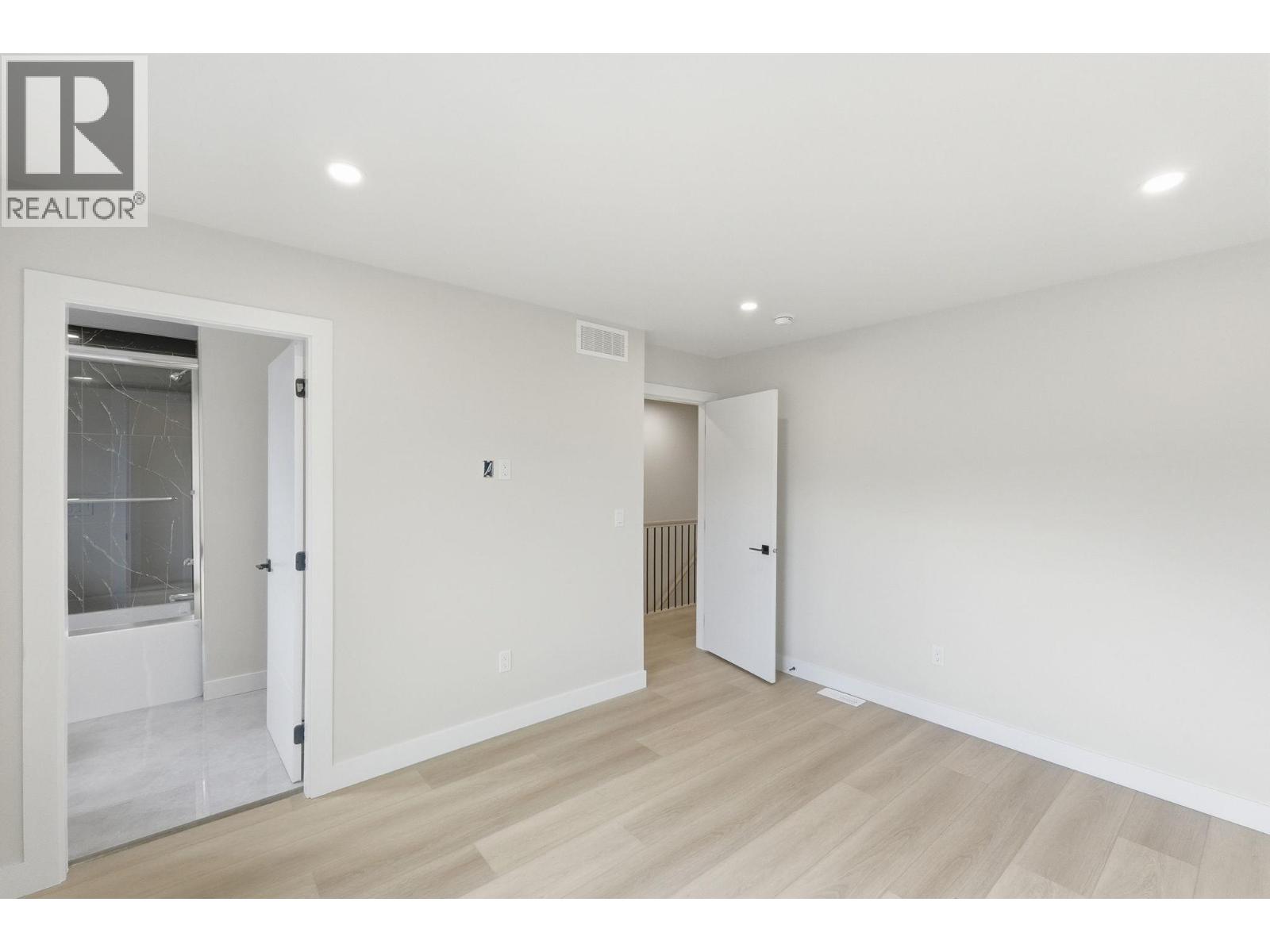 722 Coopland Crescent Unit# 4, Kelowna, British Columbia  V1Y 2V1 - Photo 25 - 10378986