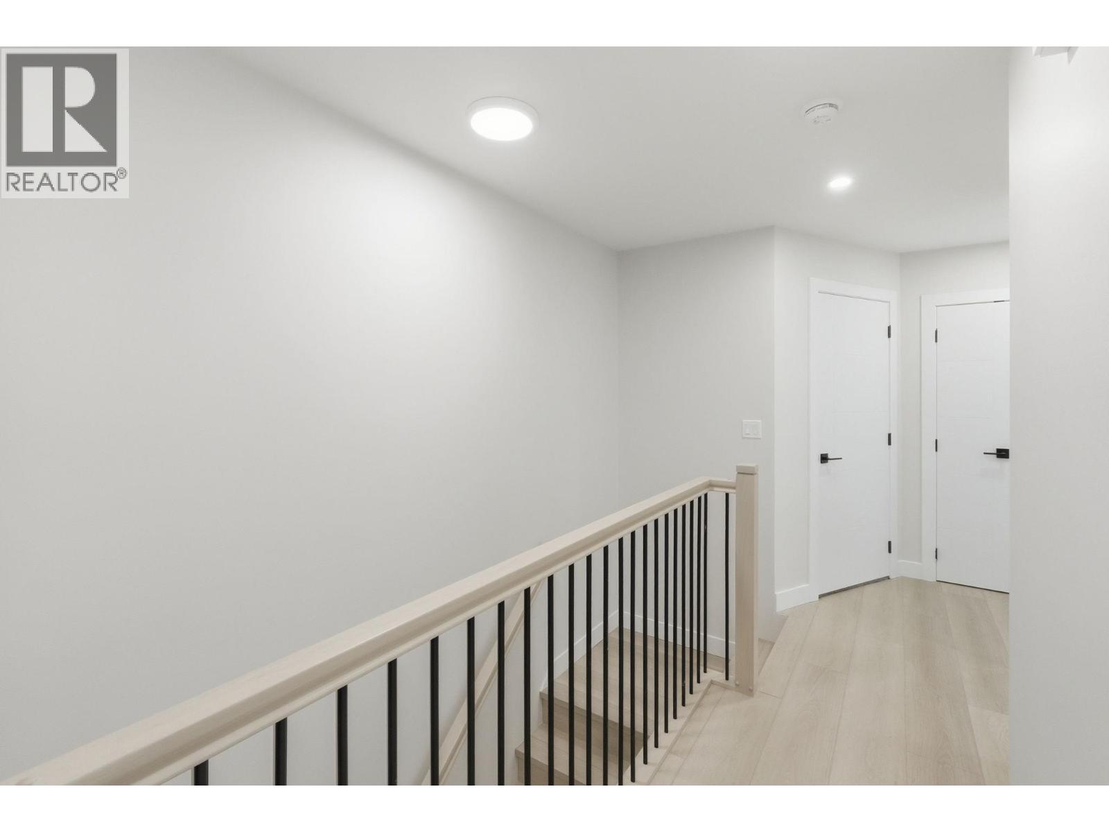 722 Coopland Crescent Unit# 4, Kelowna, British Columbia  V1Y 2V1 - Photo 30 - 10378986