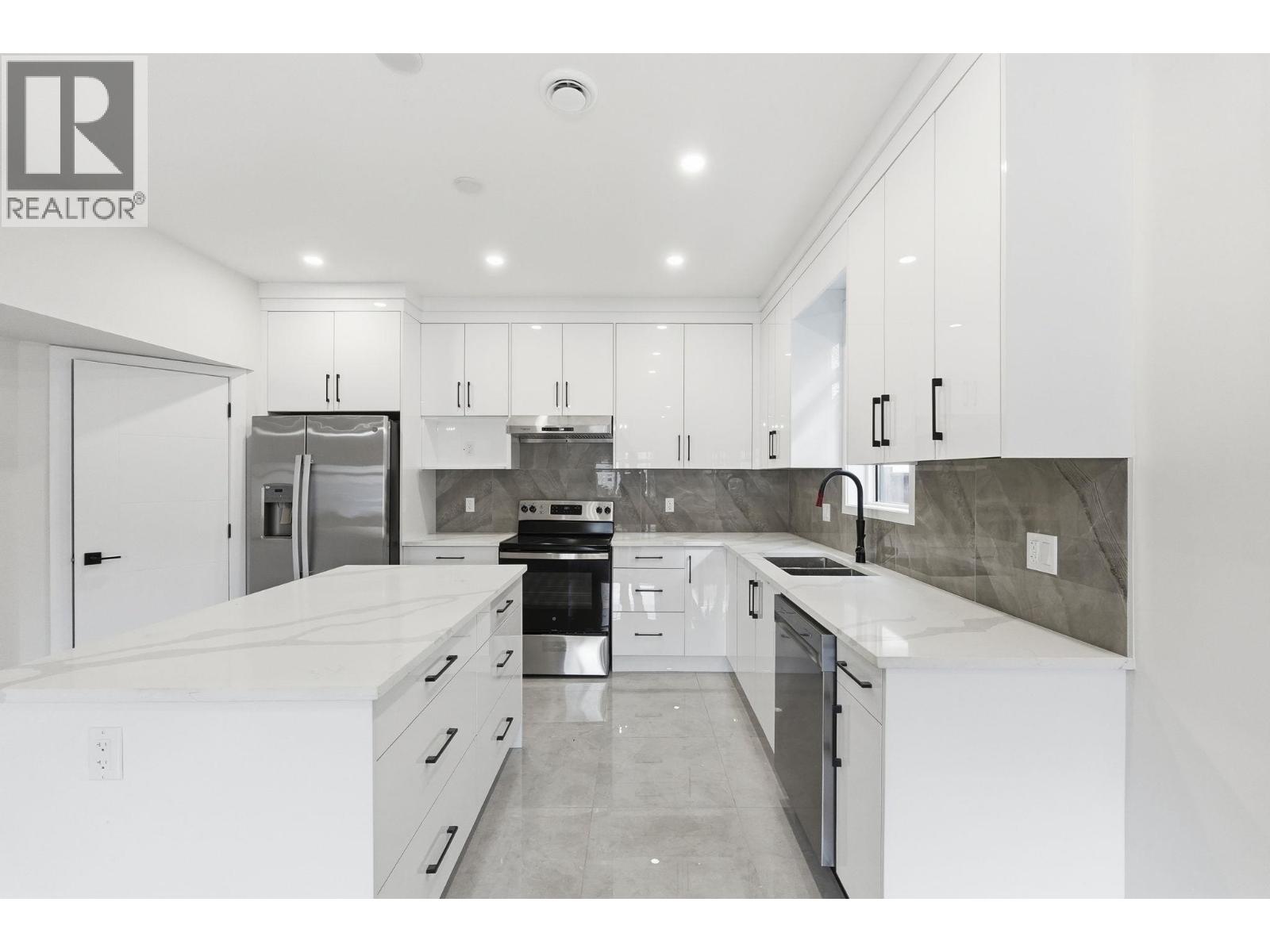 722 Coopland Crescent Unit# 4, Kelowna, British Columbia  V1Y 2V1 - Photo 7 - 10378986