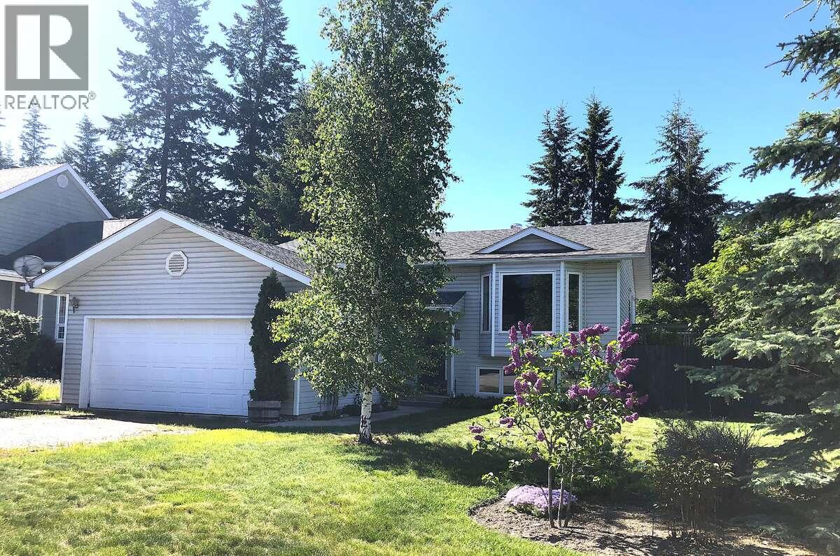 1510 Cedar Street, golden, British Columbia