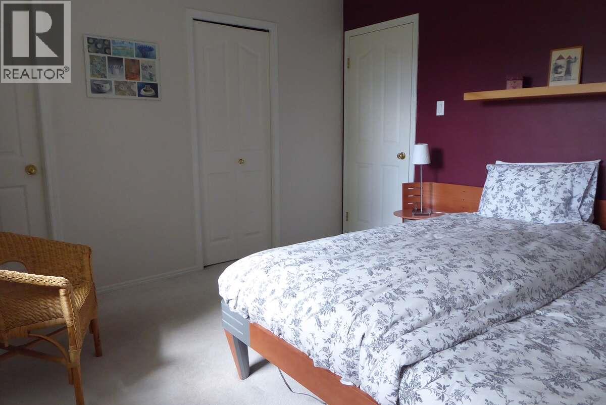 1510 Cedar Street, Golden, British Columbia  V0A 1H6 - Photo 14 - 10380010