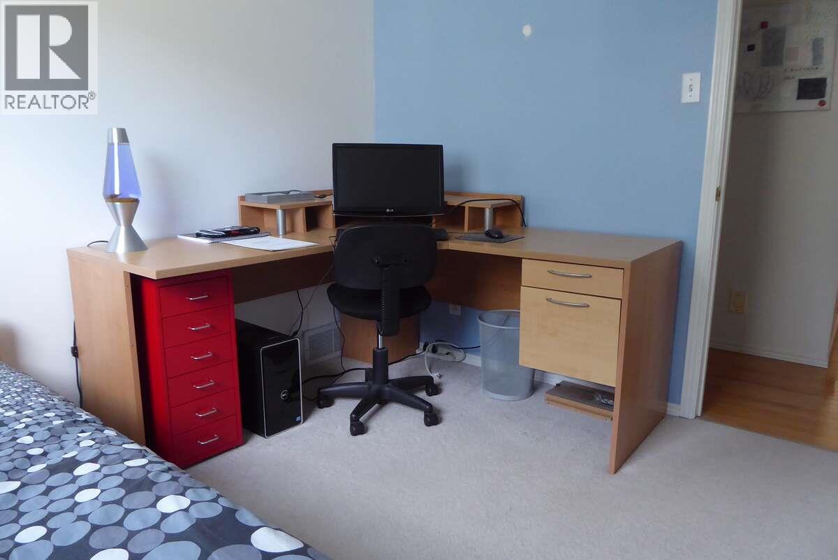 1510 Cedar Street, Golden, British Columbia  V0A 1H6 - Photo 22 - 10380010