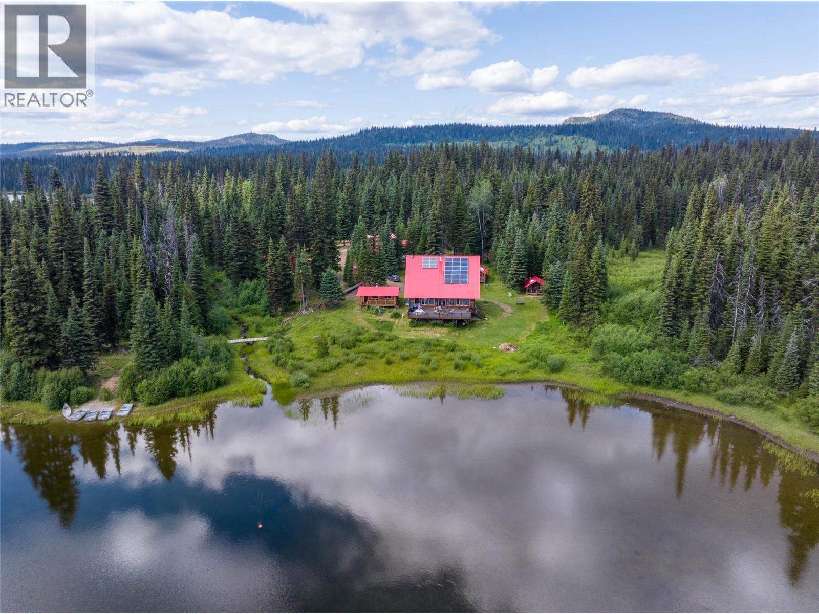 Taweel Lake Road, little fort, British Columbia