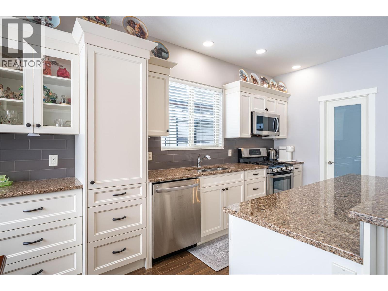 2444 York Avenue Unit# 27, Armstrong, British Columbia  V4Y 0Y3 - Photo 10 - 10379798