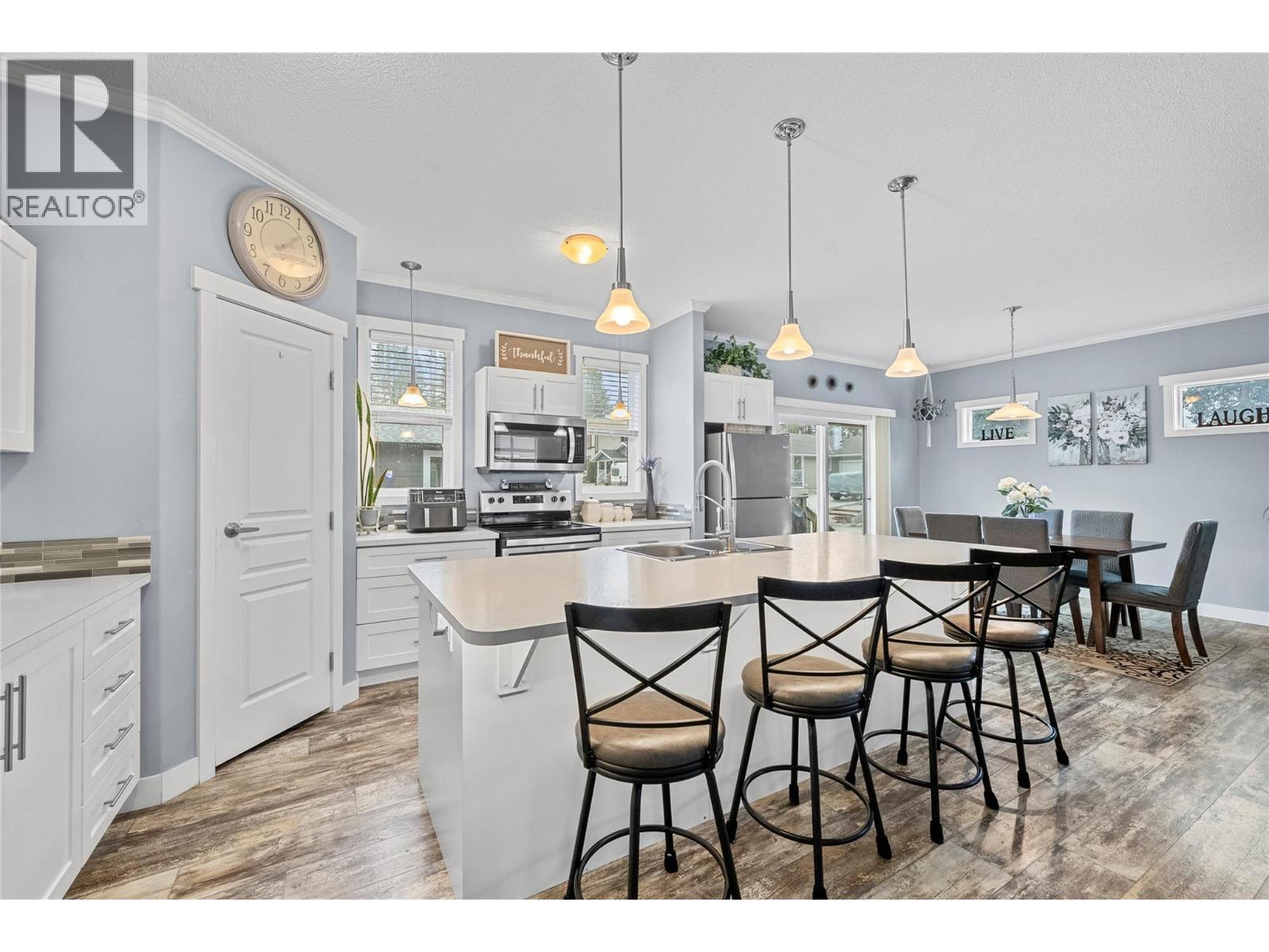 481 97b Highway Ne Unit# 22, Salmon Arm, British Columbia  V1E 1X5 - Photo 11 - 10379994
