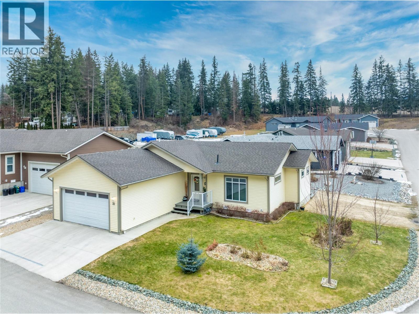 481 97b Highway Ne Unit# 22, Salmon Arm, British Columbia  V1E 1X5 - Photo 2 - 10379994