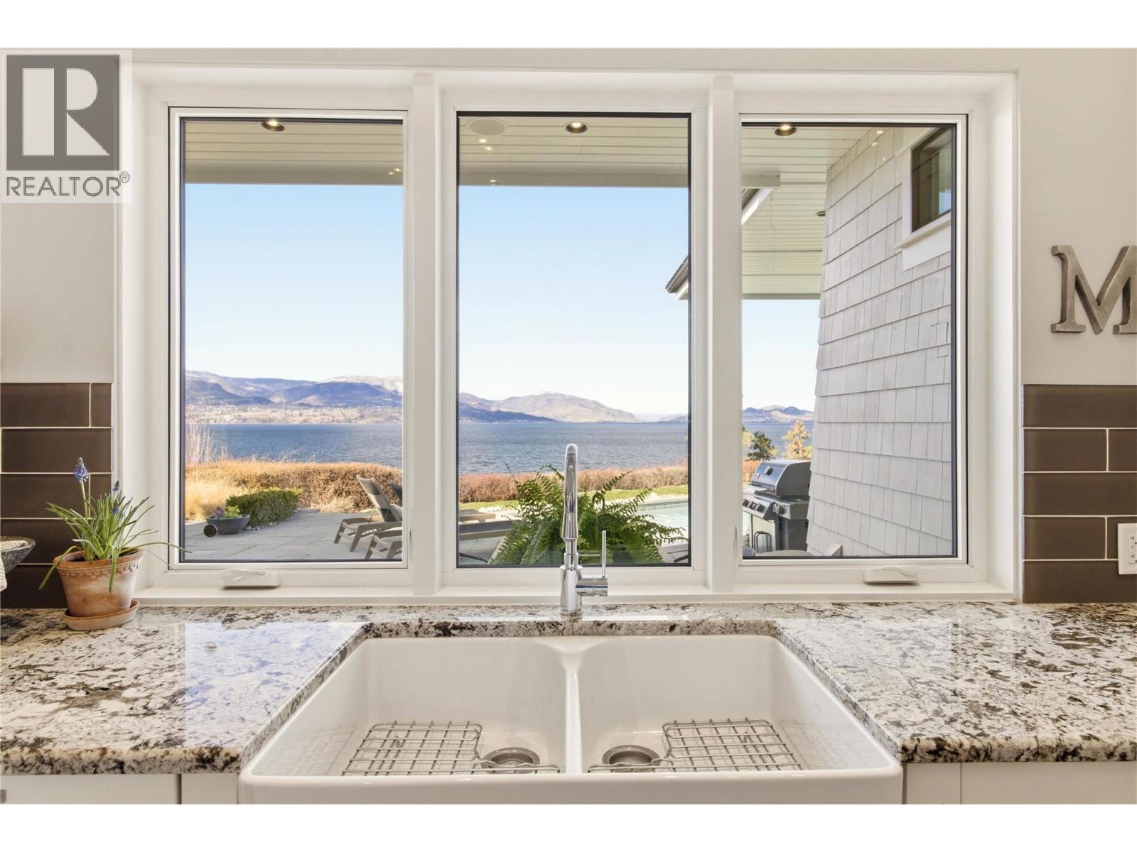 347 Braeloch Road N, Kelowna, British Columbia  V1W 4J2 - Photo 15 - 10379483