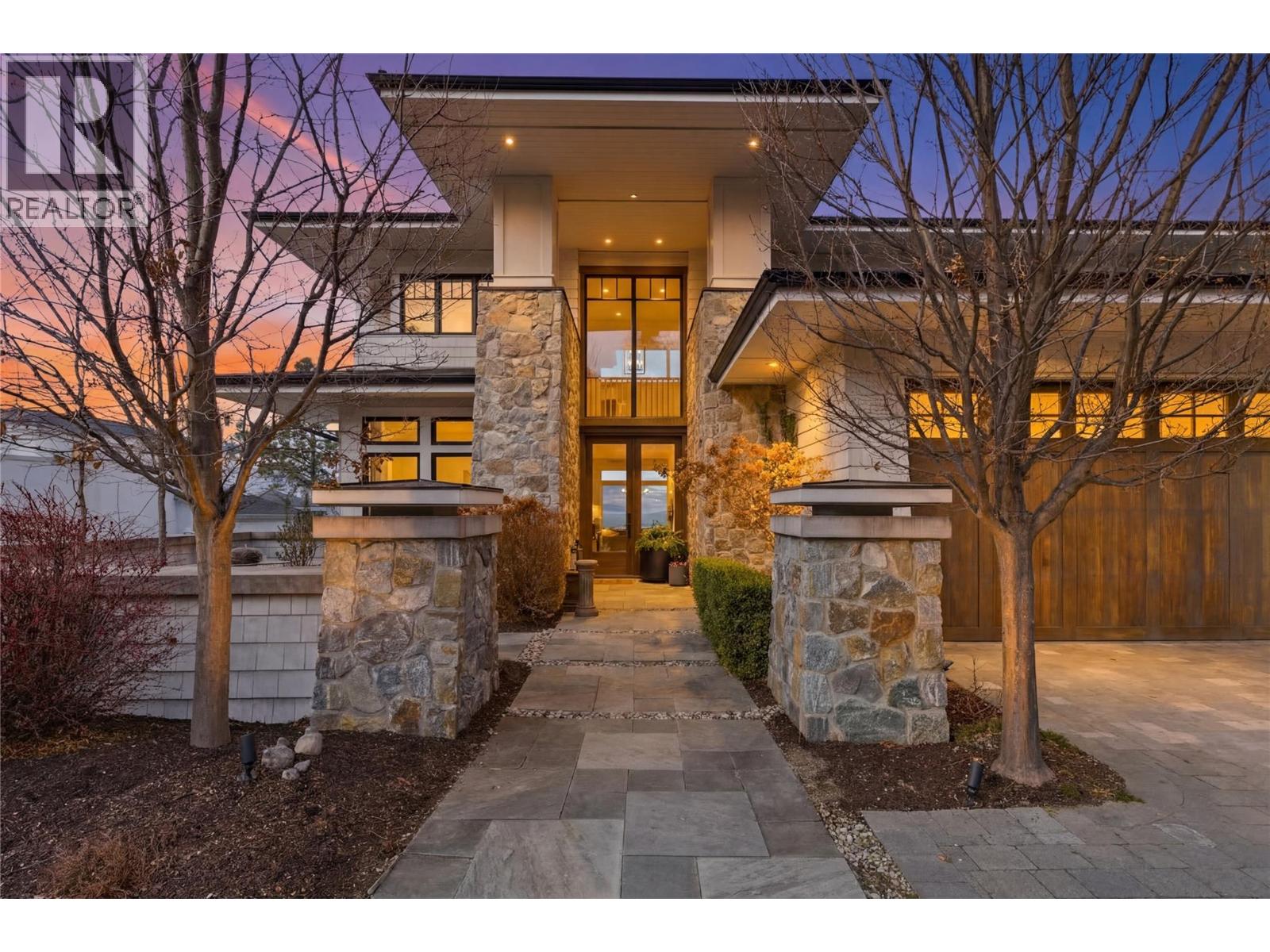347 Braeloch Road N, Kelowna, British Columbia  V1W 4J2 - Photo 2 - 10379483