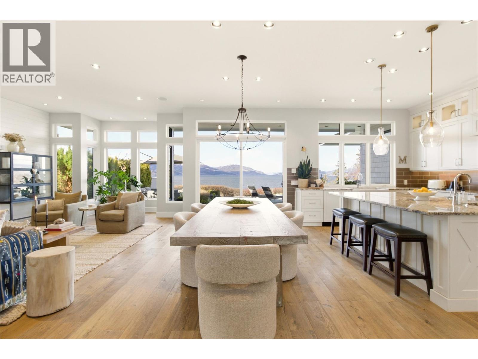 347 Braeloch Road N, Kelowna, British Columbia  V1W 4J2 - Photo 4 - 10379483