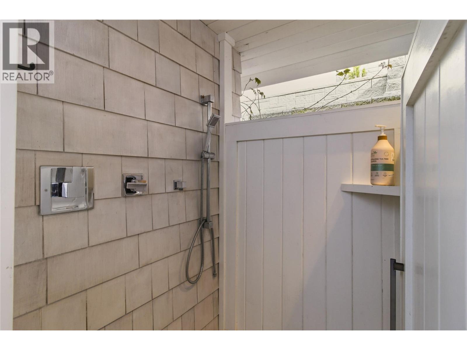 347 Braeloch Road N, Kelowna, British Columbia  V1W 4J2 - Photo 44 - 10379483