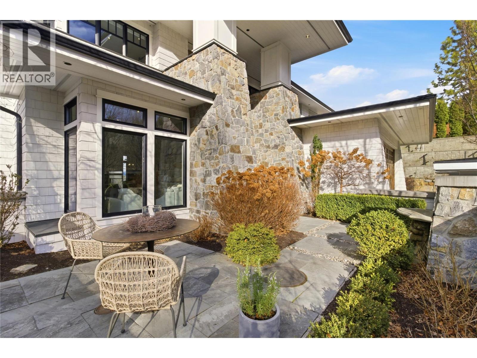 347 Braeloch Road N, Kelowna, British Columbia  V1W 4J2 - Photo 45 - 10379483