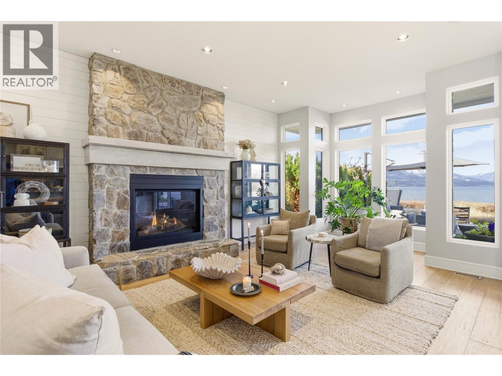 347 Braeloch Road N, Kelowna, British Columbia  V1W 4J2 - Photo 5 - 10379483
