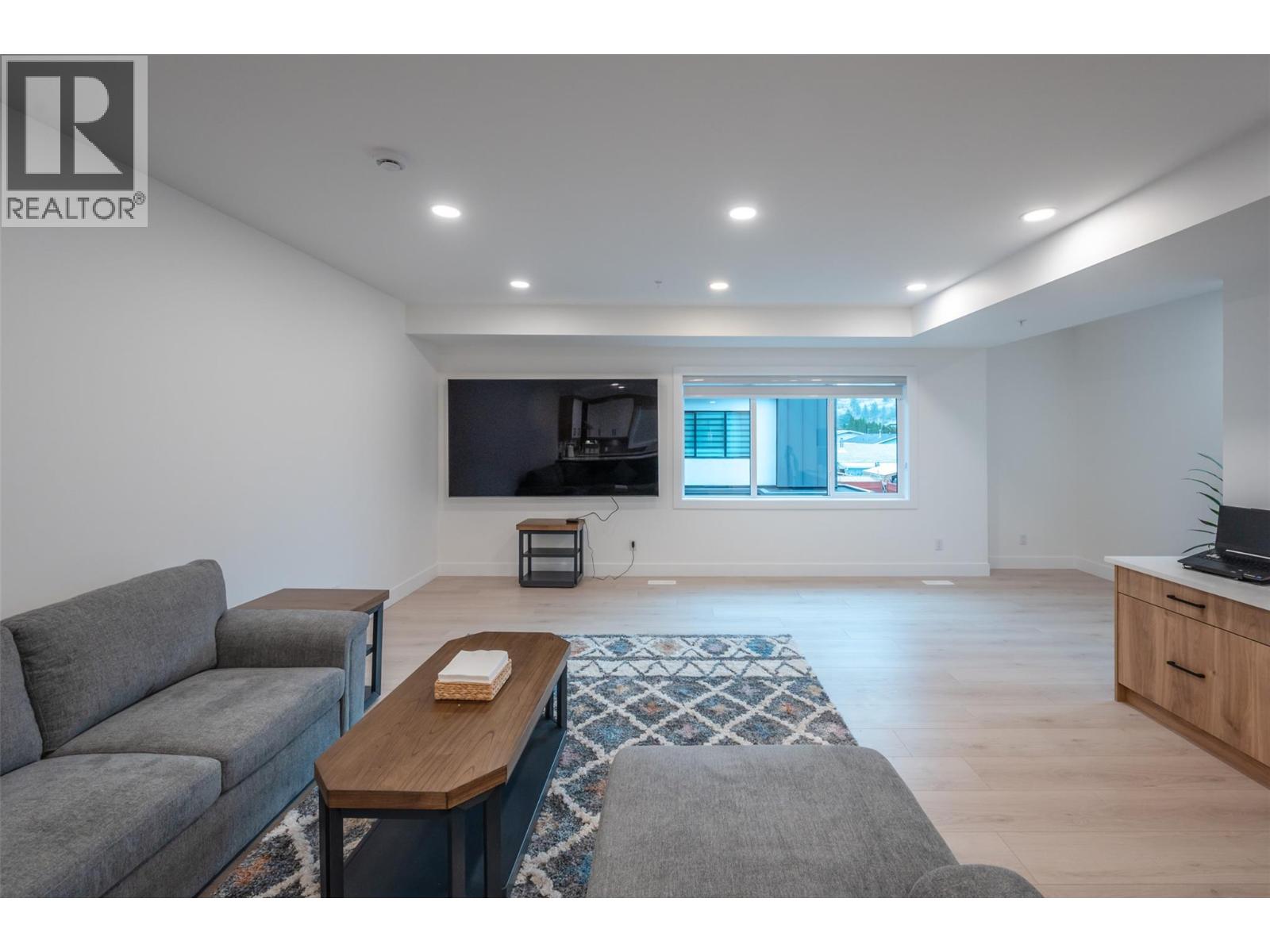 10615 Elliott Street Unit# 105, Summerland, British Columbia  V0H 1Z2 - Photo 5 - 10380015