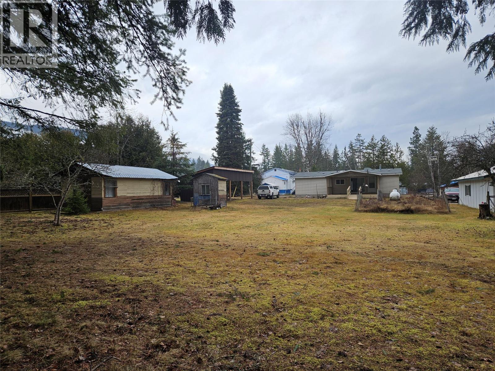 225 Granby Drive, Edgewood, British Columbia  V0G 1J0 - Photo 13 - 10379959