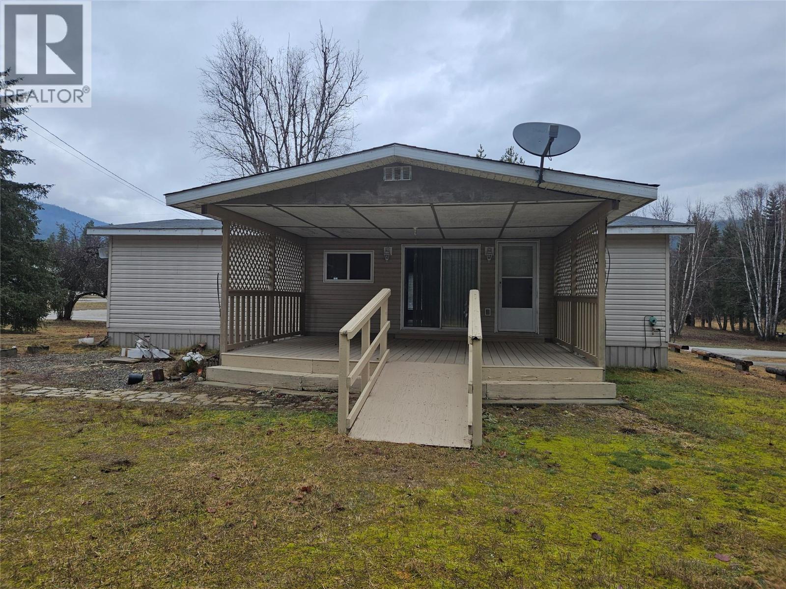 225 Granby Drive, Edgewood, British Columbia  V0G 1J0 - Photo 3 - 10379959