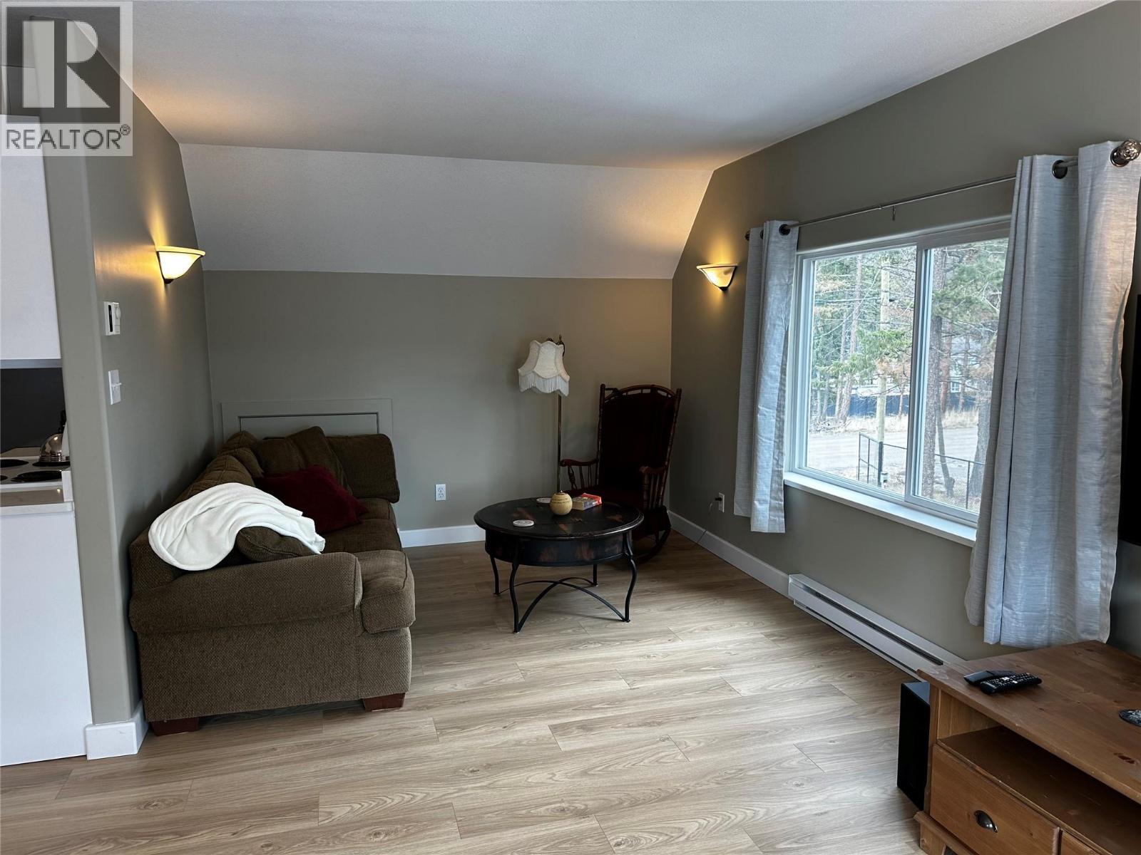 7245 Dunwaters Road, Kelowna, British Columbia  V1Z 3W4 - Photo 27 - 10379980