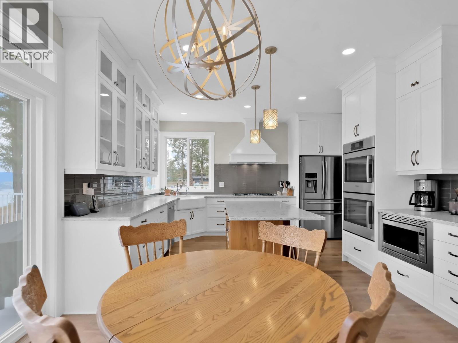 7255 Dunwaters Road, Kelowna, British Columbia  V1Z 3W4 - Photo 11 - 10379923