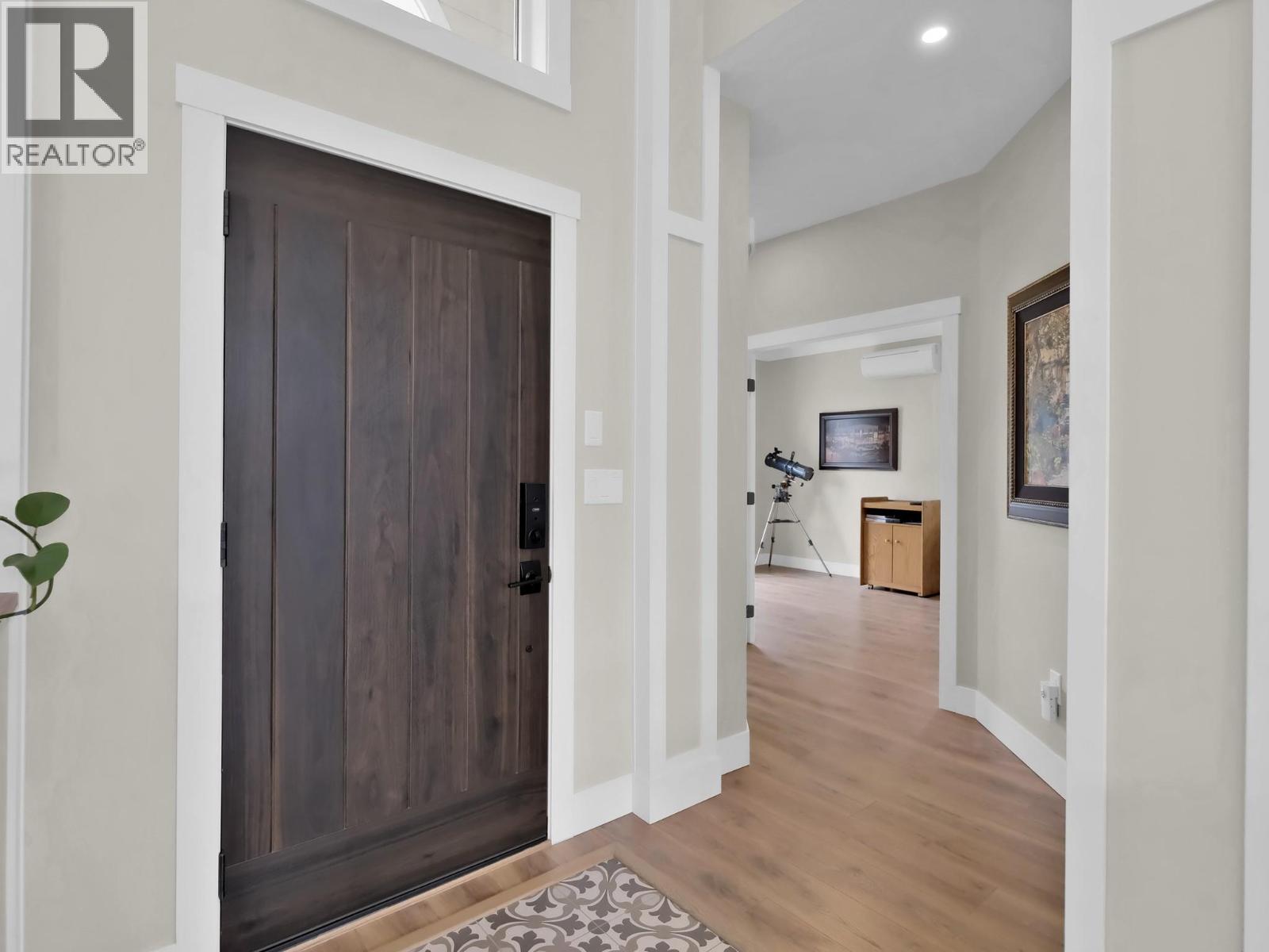 7255 Dunwaters Road, Kelowna, British Columbia  V1Z 3W4 - Photo 18 - 10379923