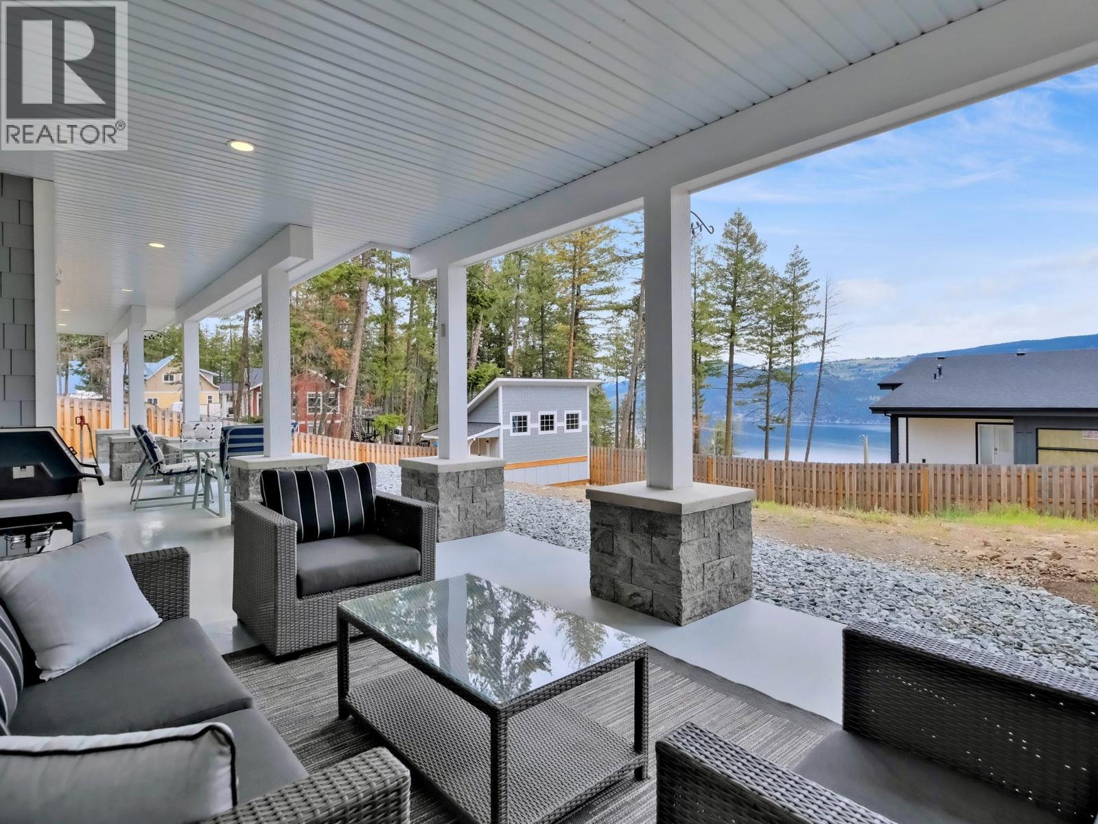 7255 Dunwaters Road, Kelowna, British Columbia  V1Z 3W4 - Photo 44 - 10379923