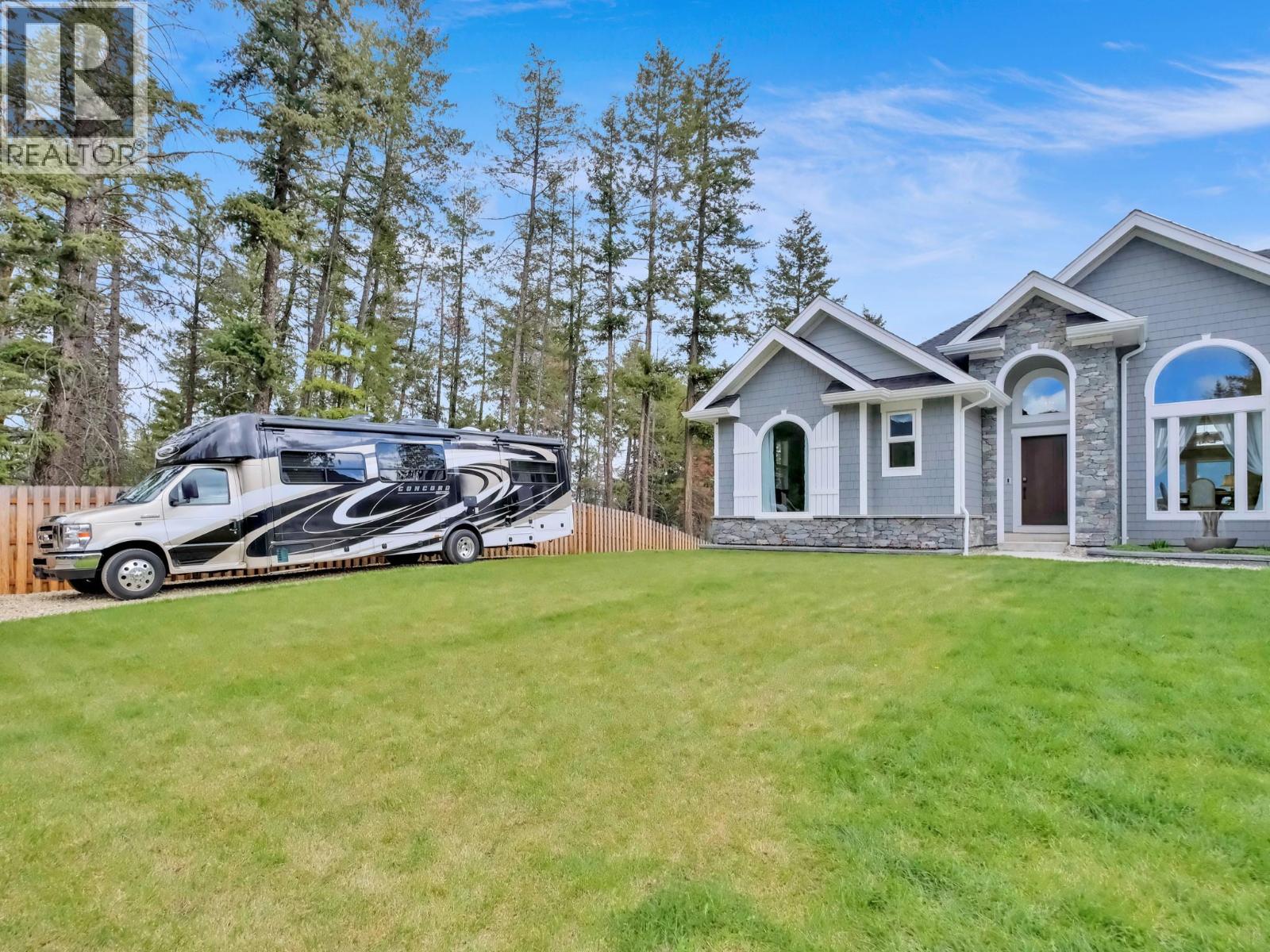 7255 Dunwaters Road, Kelowna, British Columbia  V1Z 3W4 - Photo 46 - 10379923