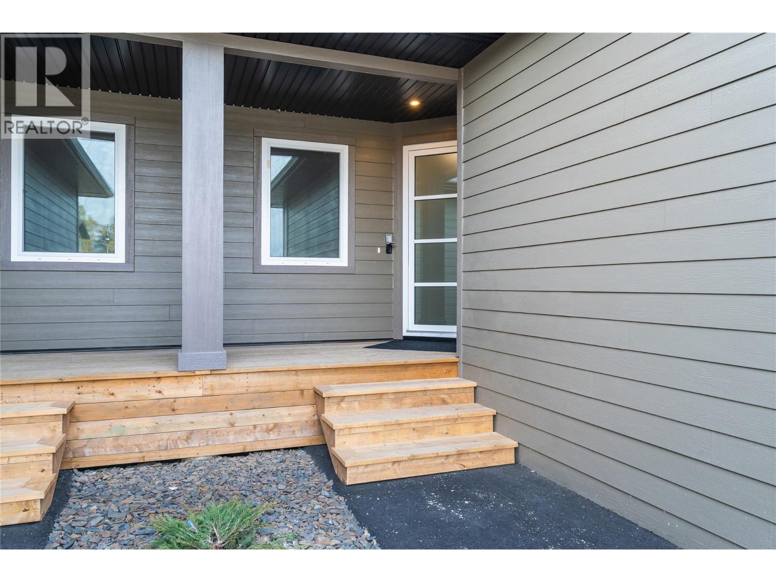 726 St Mary River Drive, Kimberley, British Columbia  V1A 3J4 - Photo 3 - 10377872