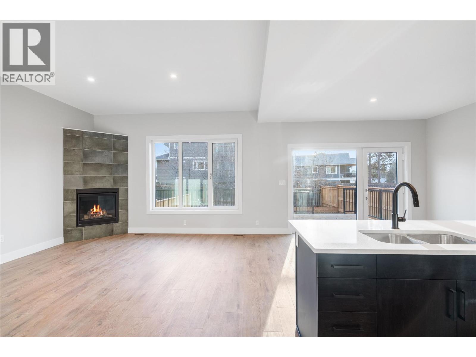726 St Mary River Drive, Kimberley, British Columbia  V1A 3J4 - Photo 4 - 10377872