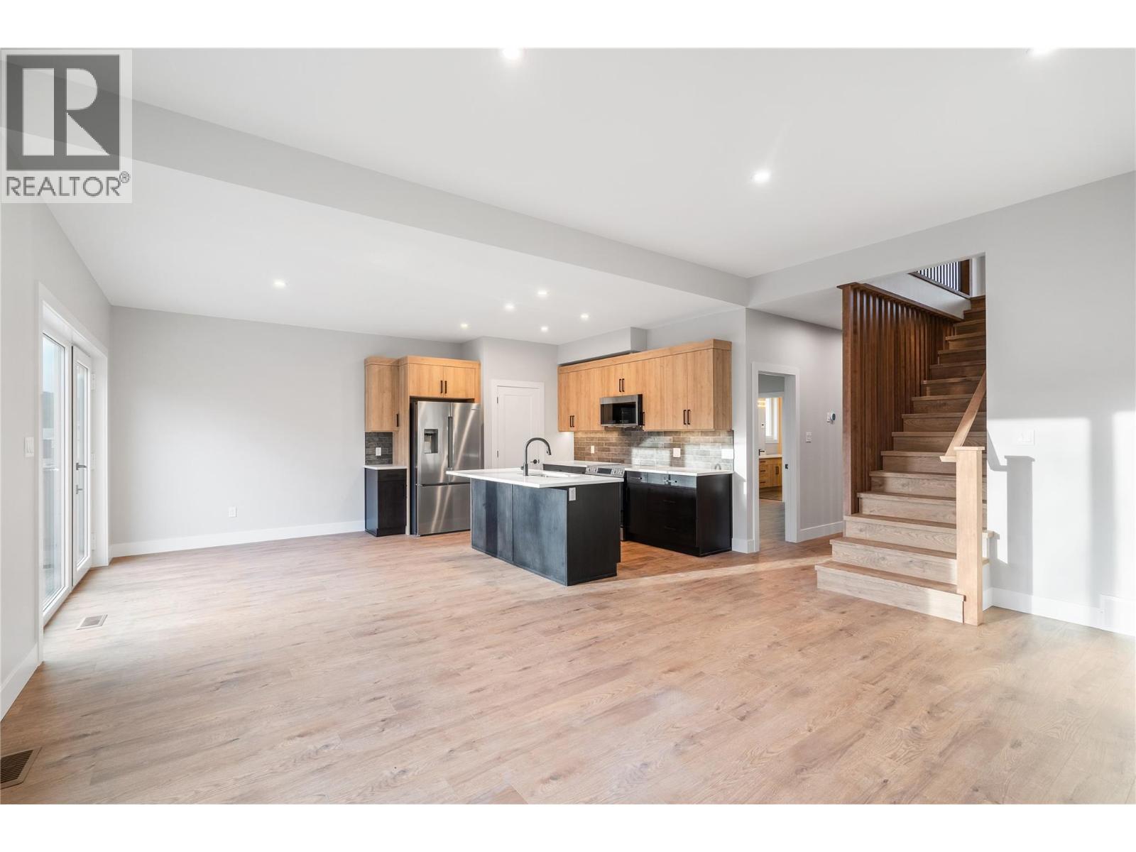 726 St Mary River Drive, Kimberley, British Columbia  V1A 3J4 - Photo 7 - 10377872