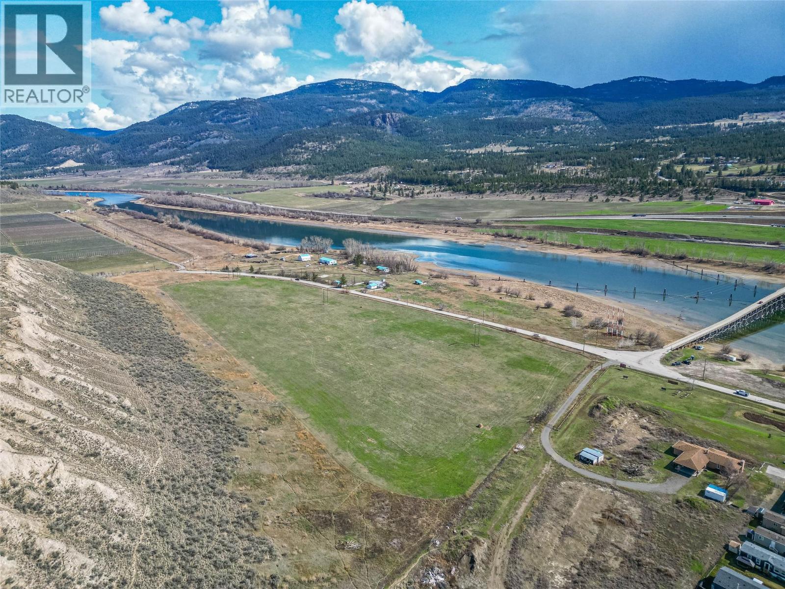 5021 Pinantan Road, Pritchard, British Columbia  V0E 2P0 - Photo 4 - 10379309
