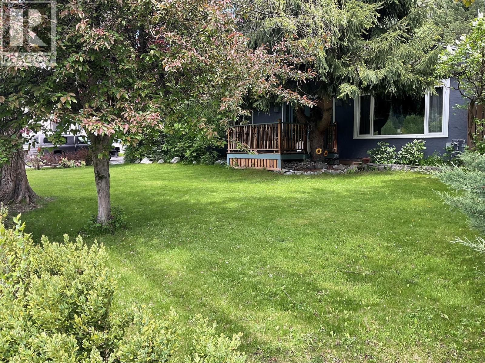 356 Marguerite Avenue, Greenwood, British Columbia  V0H 1J0 - Photo 11 - 10380046