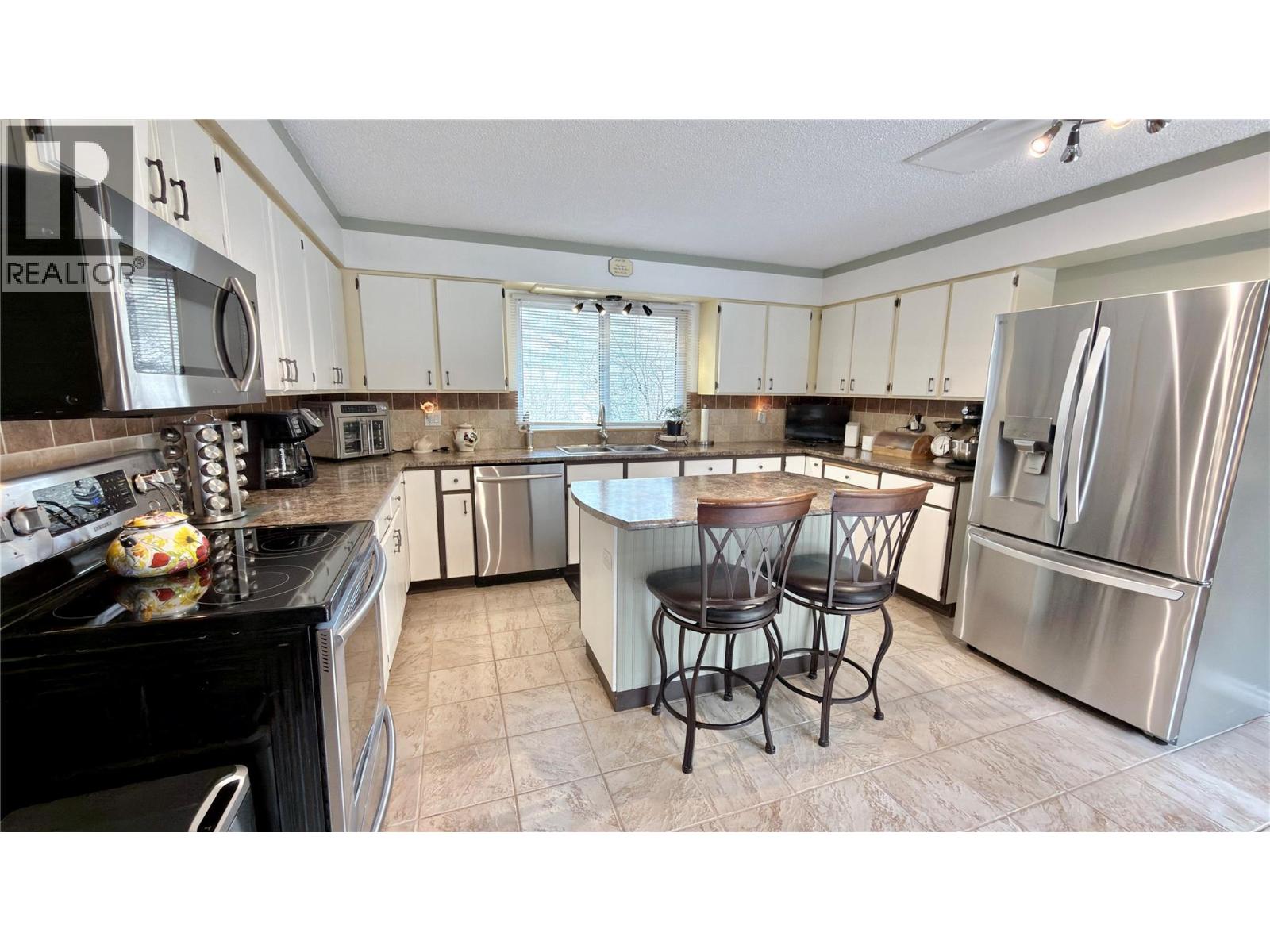 356 Marguerite Avenue, Greenwood, British Columbia  V0H 1J0 - Photo 27 - 10380046