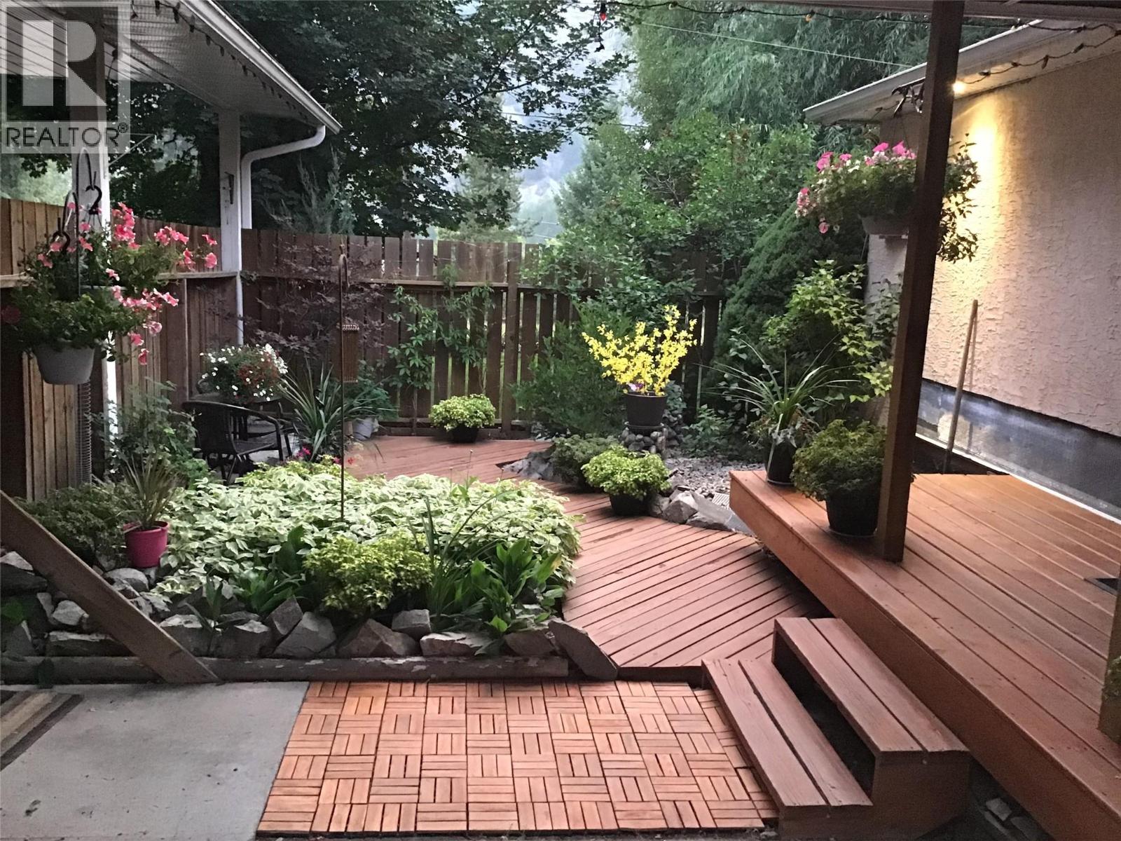 356 Marguerite Avenue, Greenwood, British Columbia  V0H 1J0 - Photo 6 - 10380046