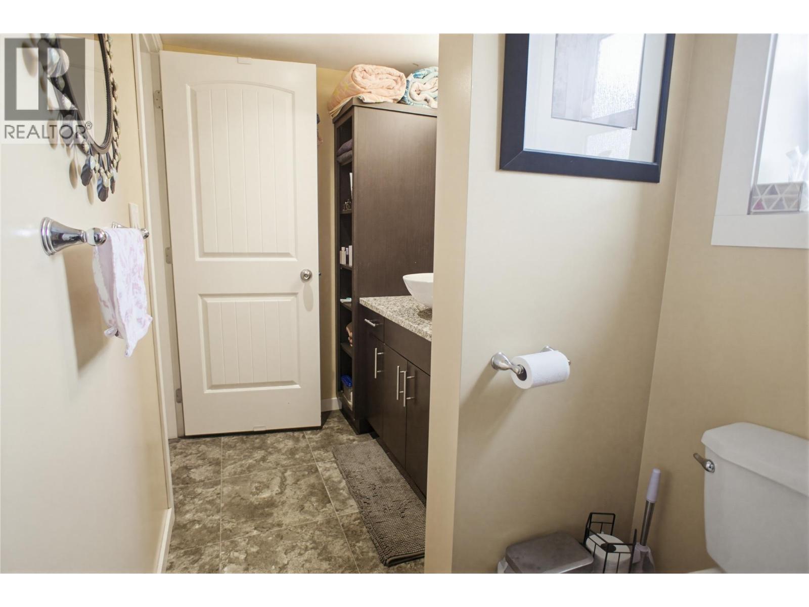 2353 Tranquille Road, Kamloops, British Columbia  V2B 3N6 - Photo 10 - 10379958