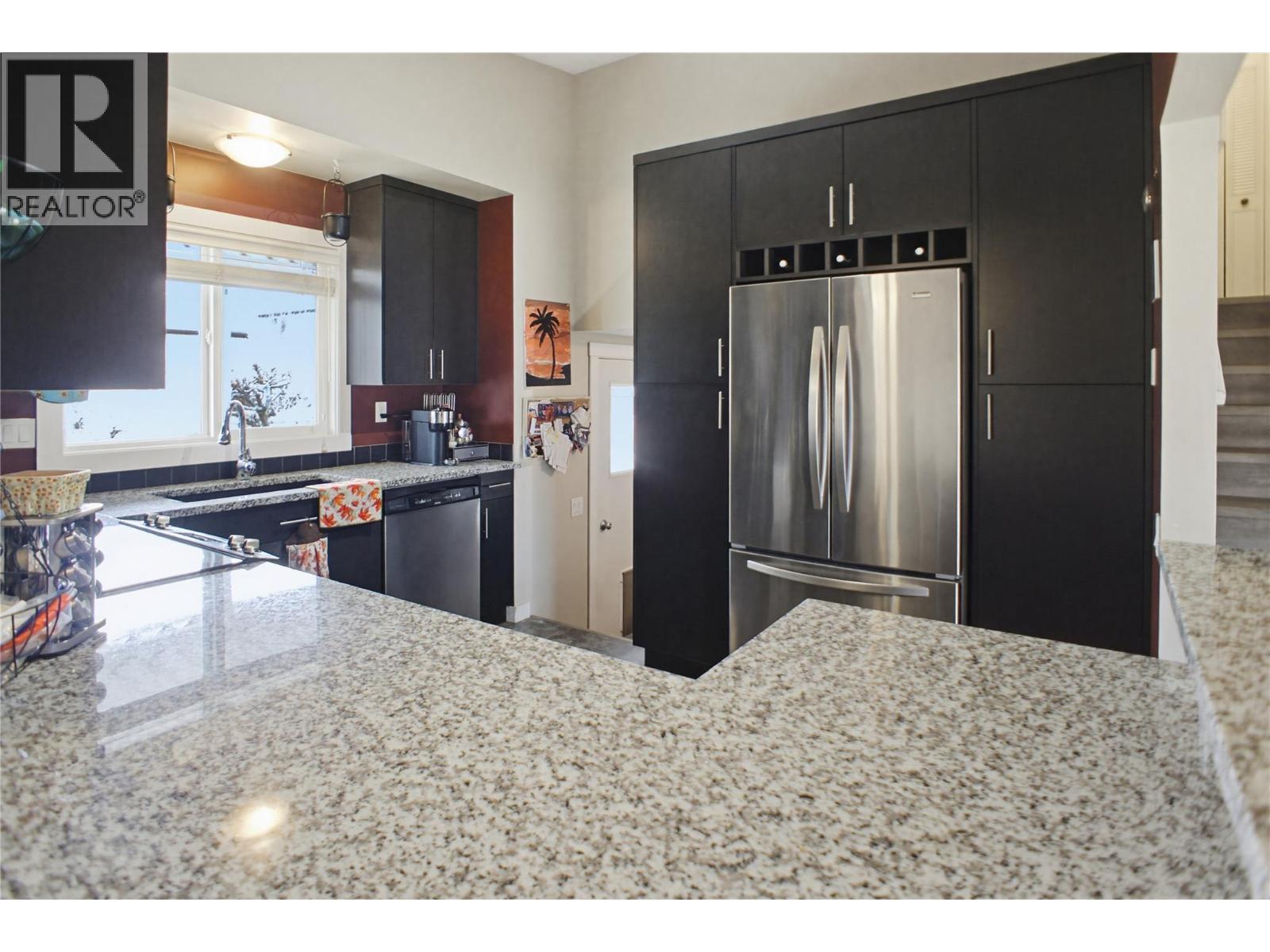 2353 Tranquille Road, Kamloops, British Columbia  V2B 3N6 - Photo 3 - 10379958