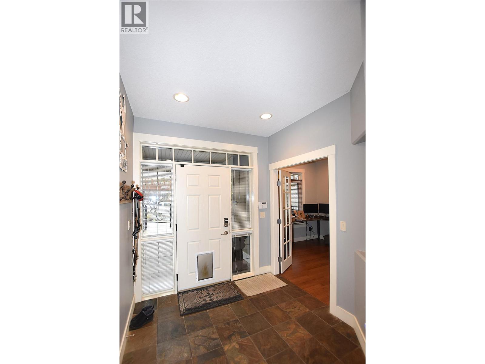 3721 Razorback Court, Vernon, British Columbia  V1T 9W4 - Photo 12 - 10379909