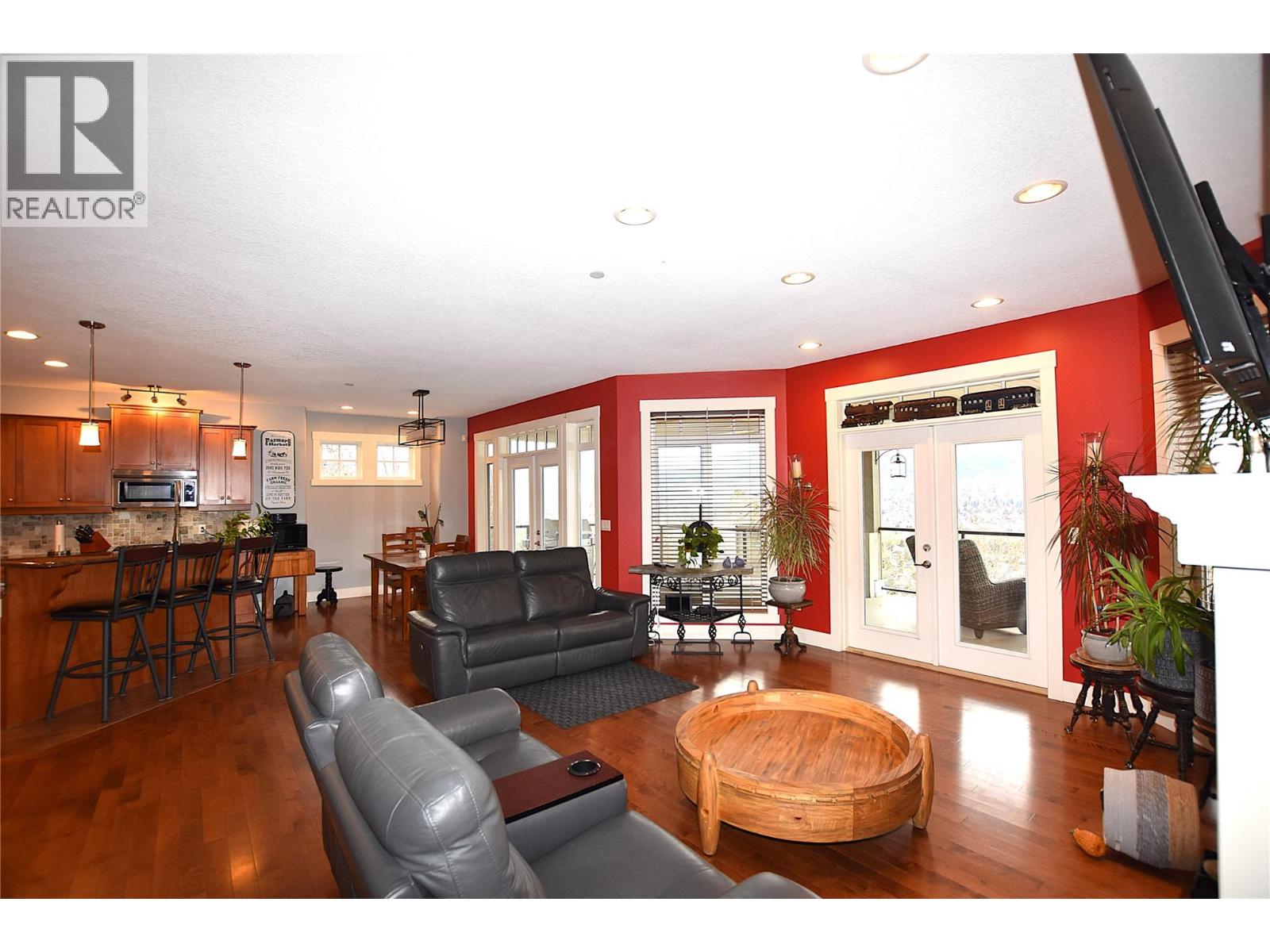 3721 Razorback Court, Vernon, British Columbia  V1T 9W4 - Photo 16 - 10379909